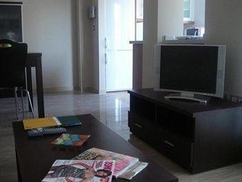 Apartment Realrent Calamora I