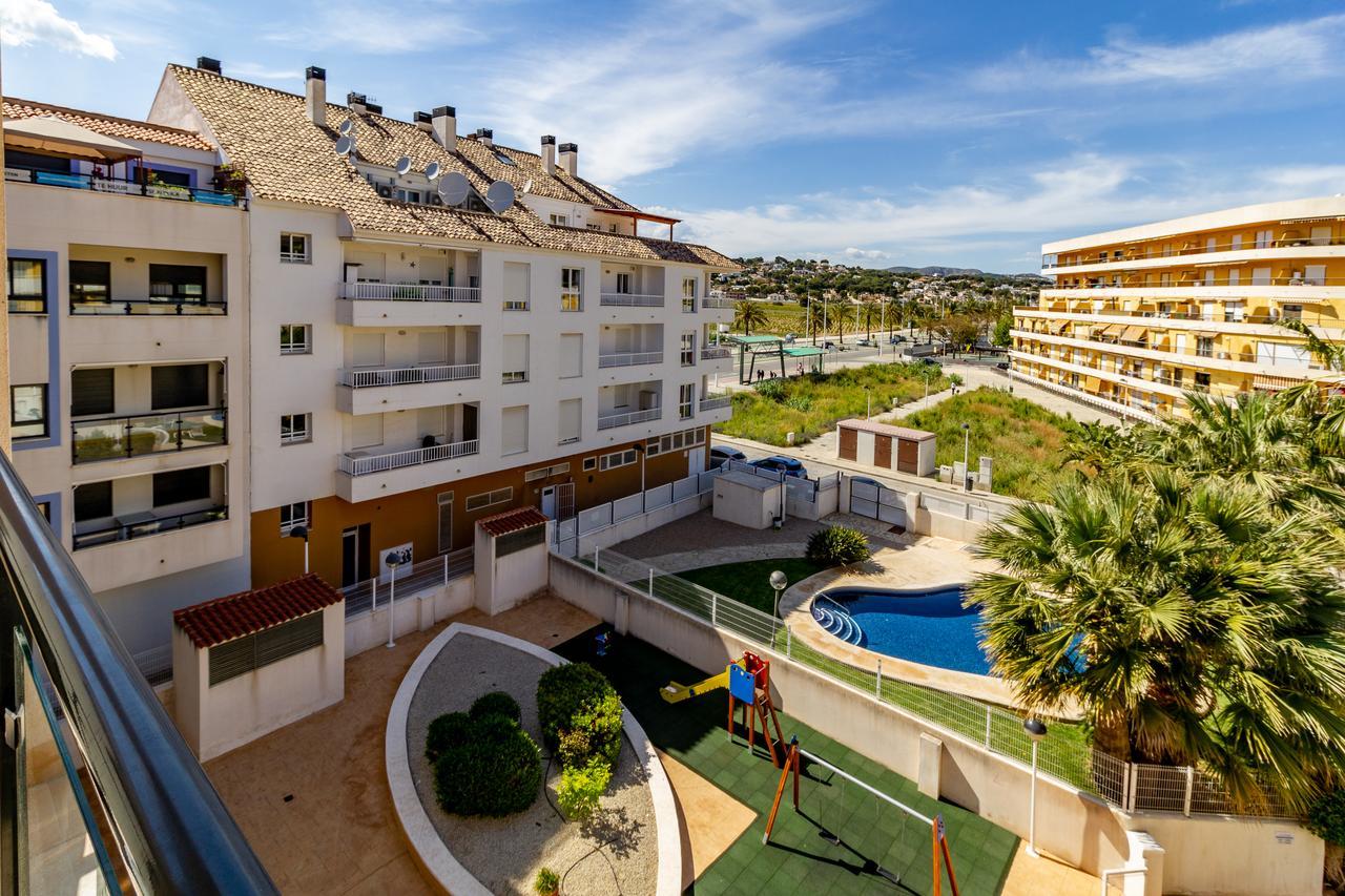 Realrent Calamora I Apartment